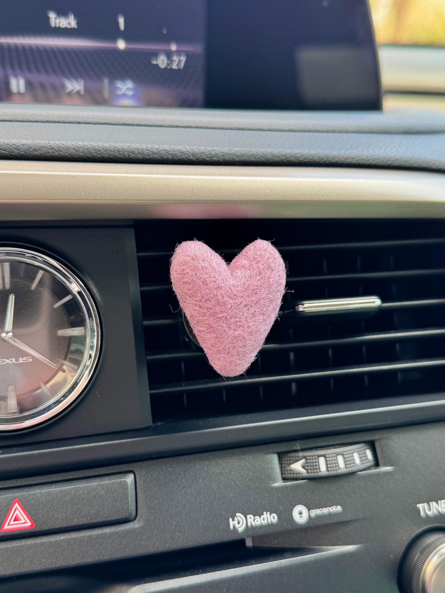 Heart Vent Clip (W)