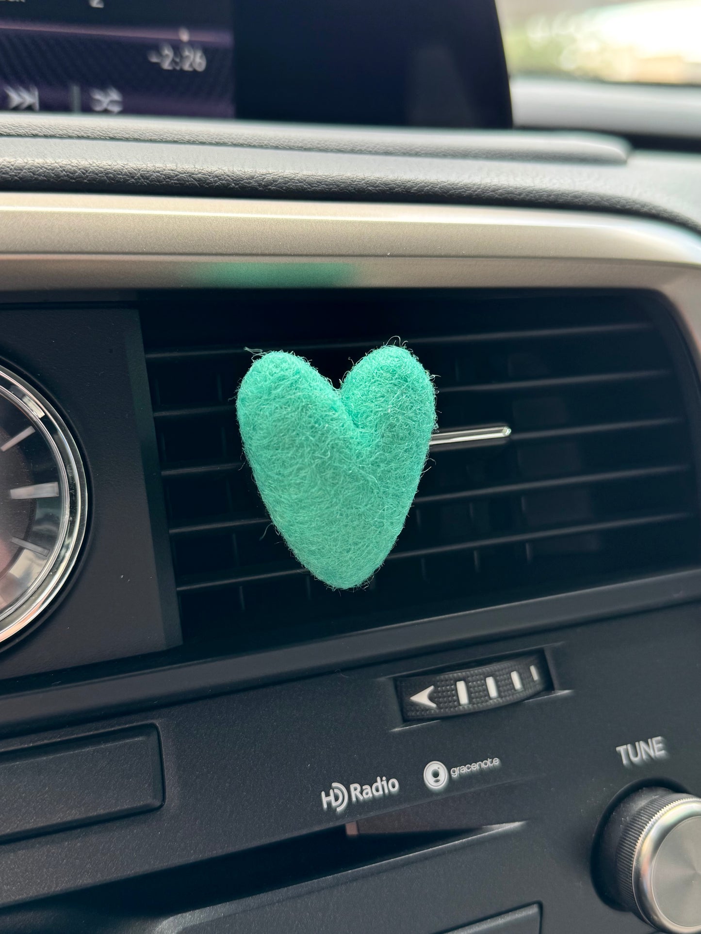 Heart Vent Clip (W)