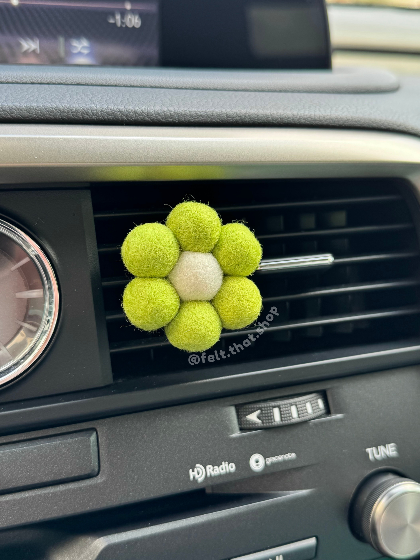 Flower Vent Clip