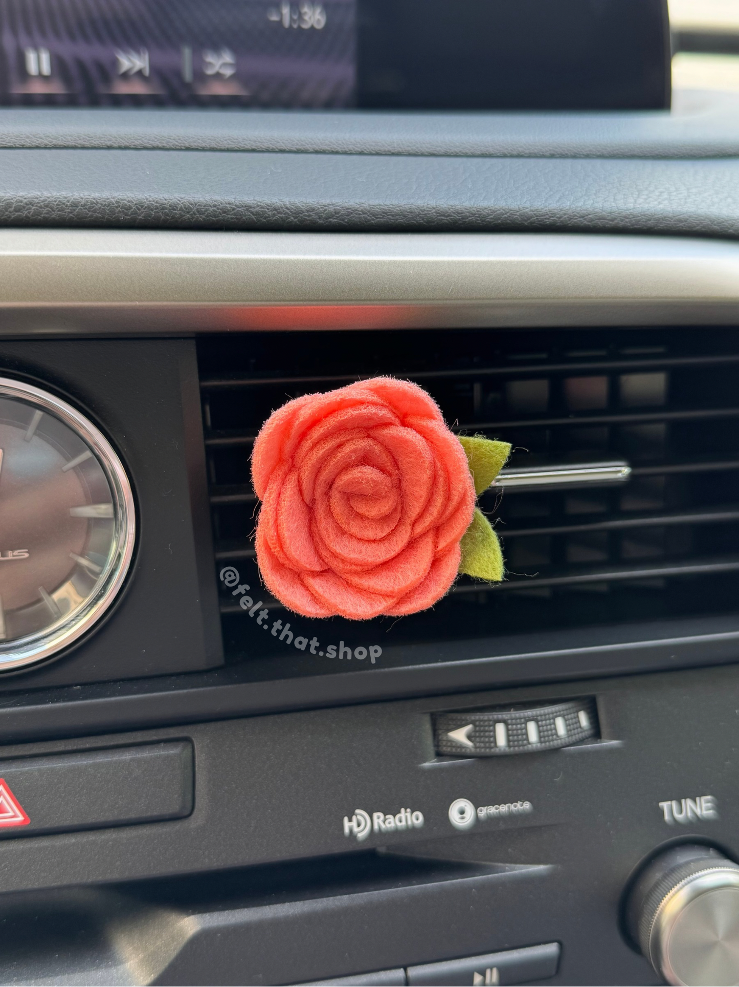 Rose Vent Clip